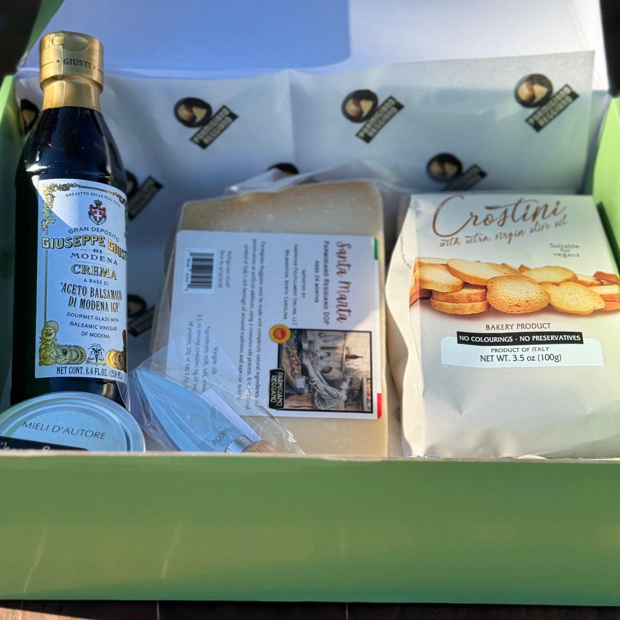 Parmigiano Reggiano Appetizer Gift Basket | 24+ months aged